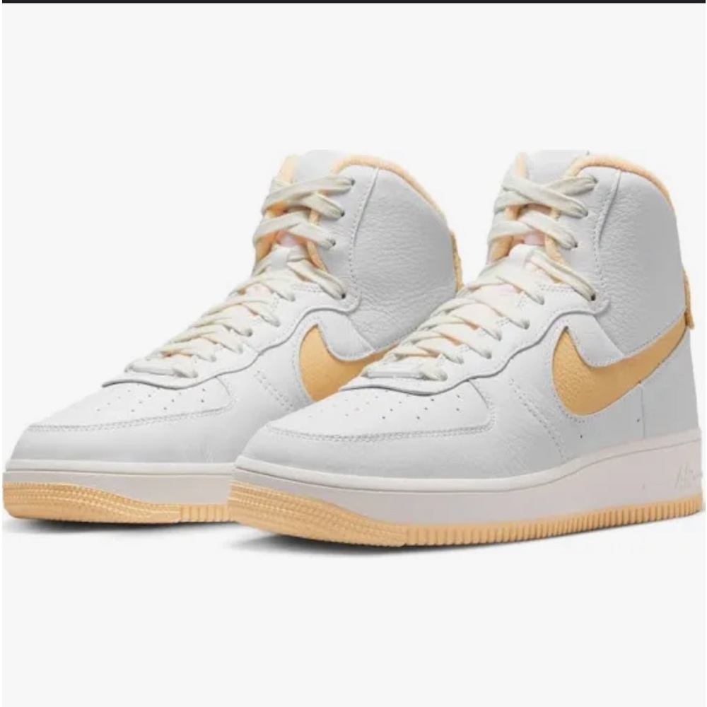 Nike Air Force 1 Sculpt Sneakers